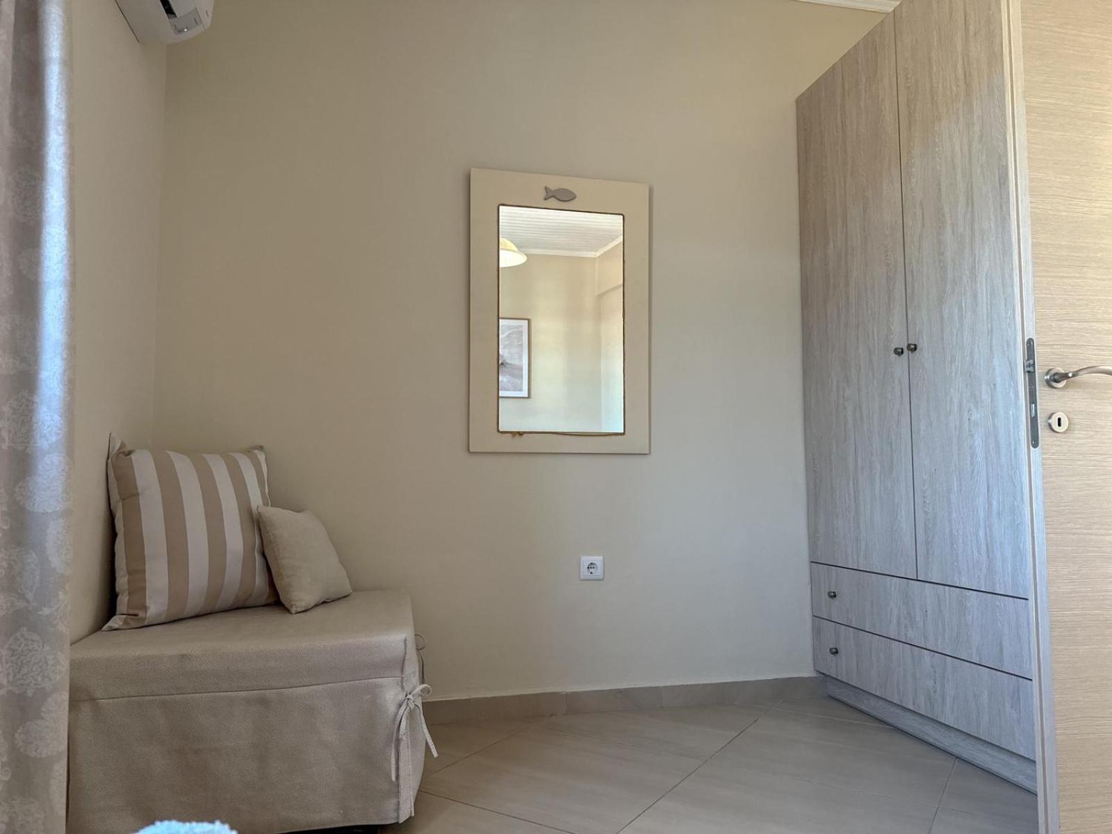 Louiza Apartments Pyrgi  Esterno foto