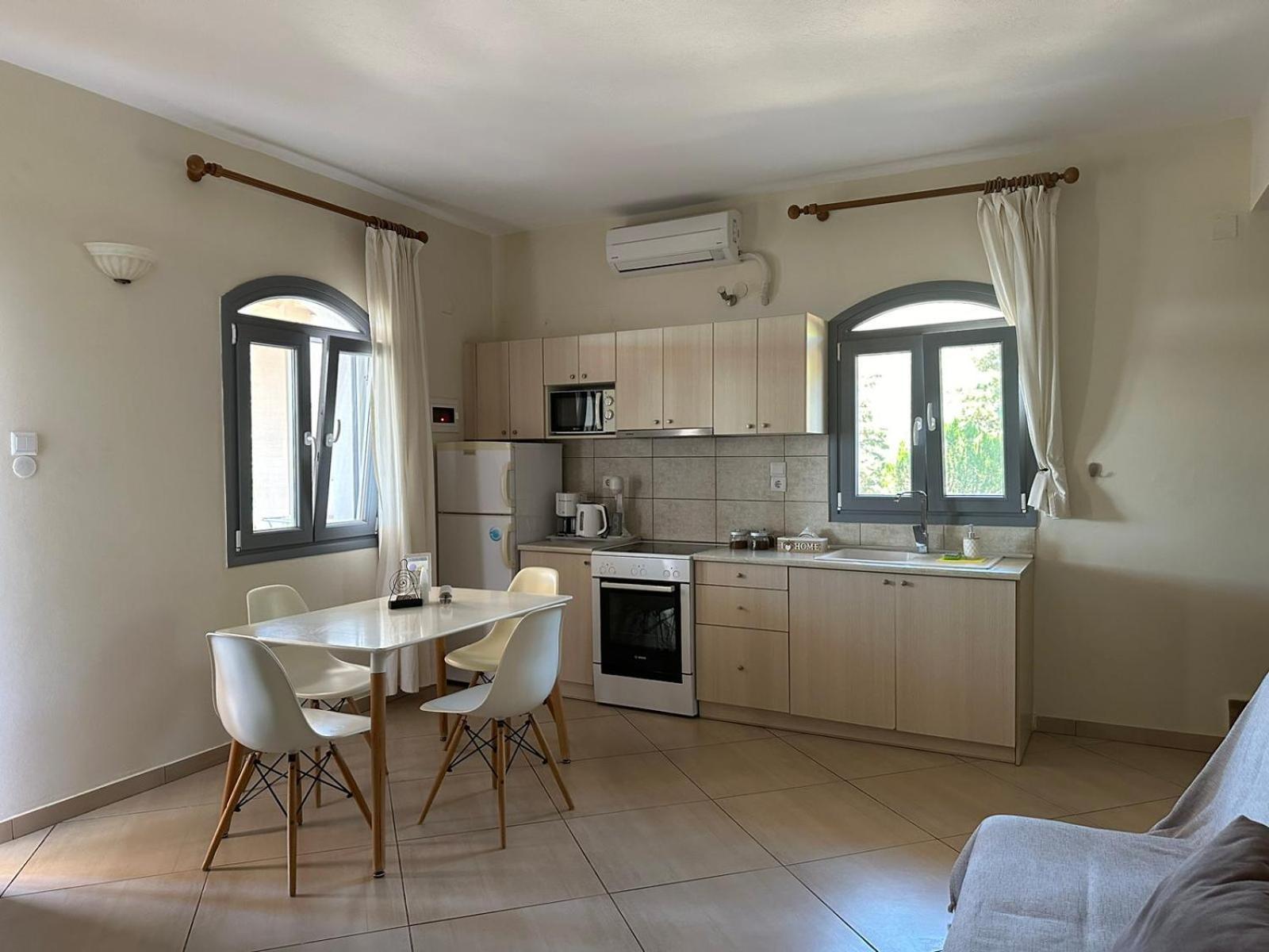 Louiza Apartments Pyrgi  Esterno foto